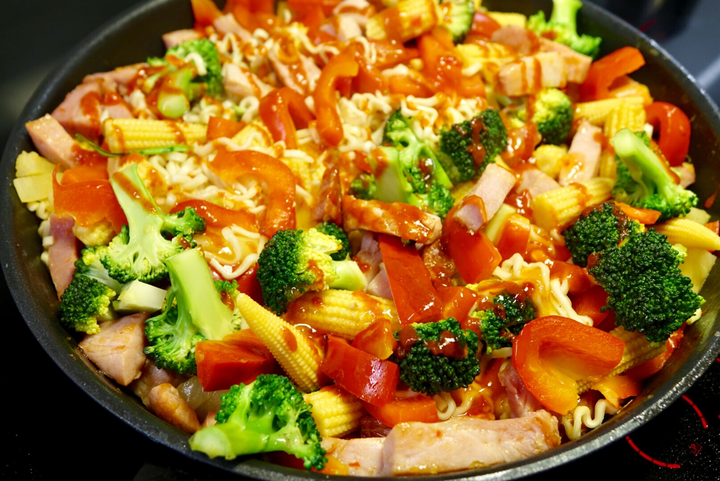 Kasslergryta med nudlar