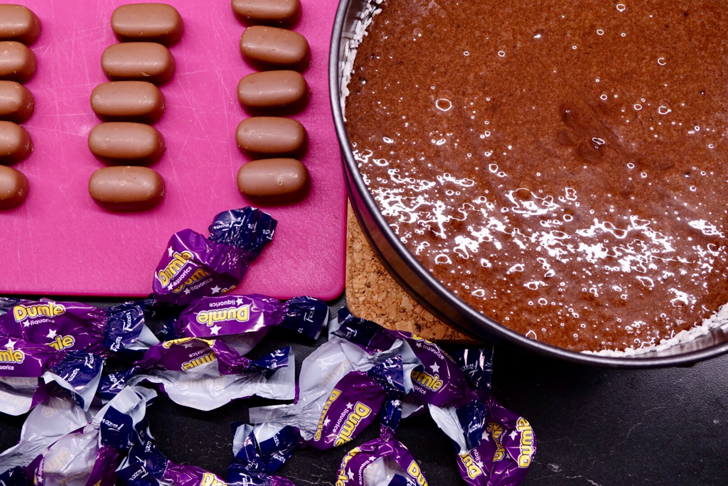 Kladdkaka med Dumle lakrits