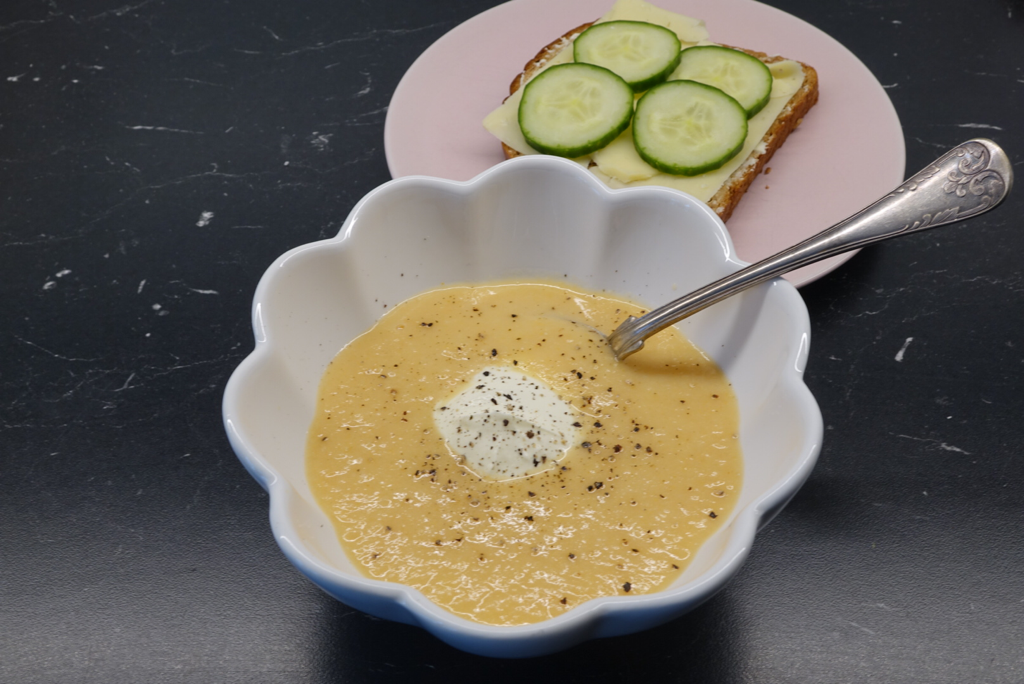 Blomkål och morotssoppa