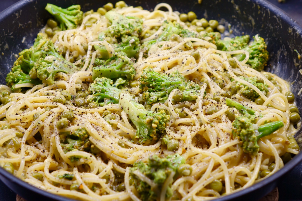 Ärt- och broccolicarbonara
