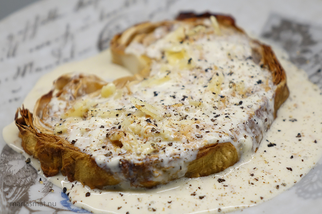 Vitkål med bränd grädde