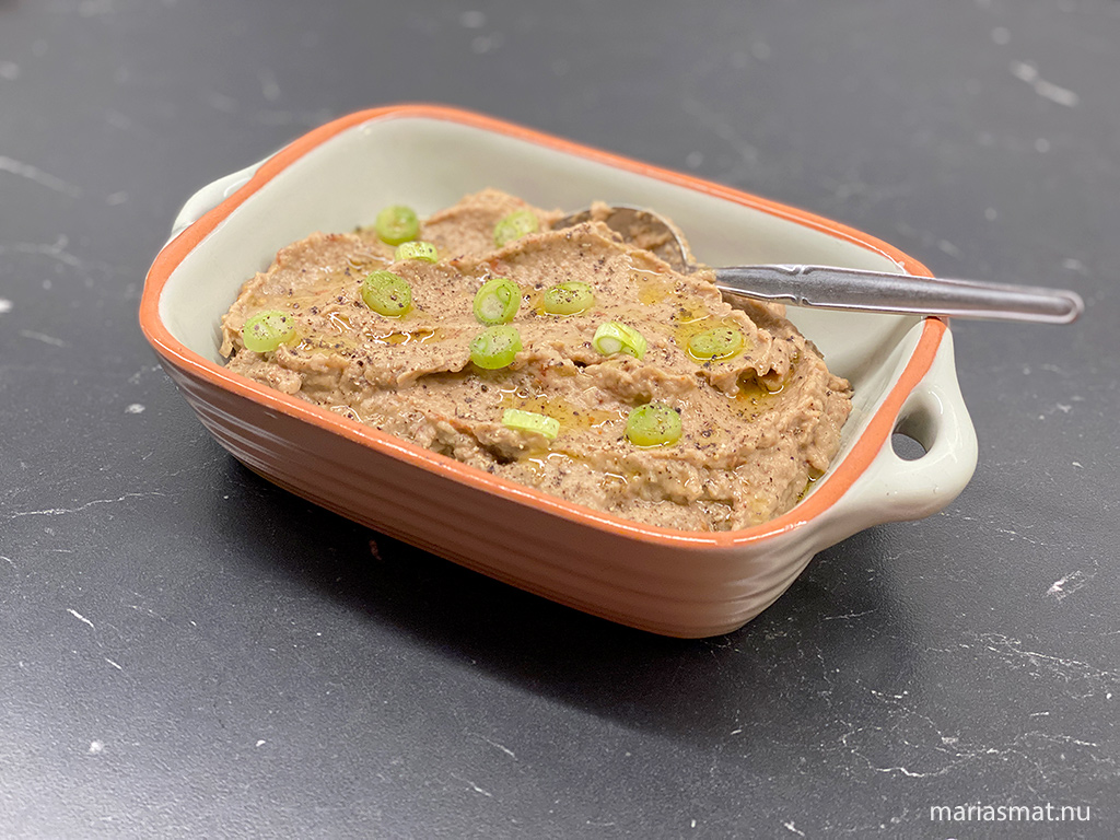 Baba Ganoush med soltorkade tomater