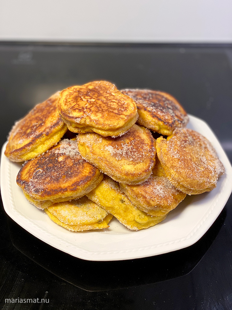 Saffranskrabbelurer med russin