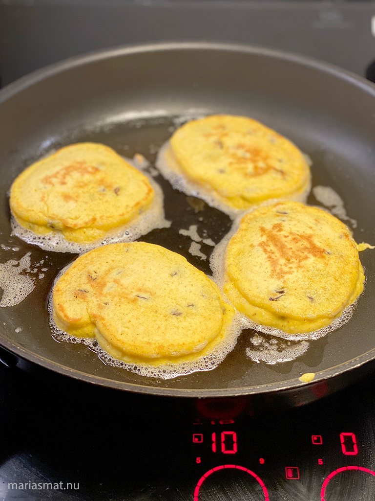 Saffranskrabbelurer med russin