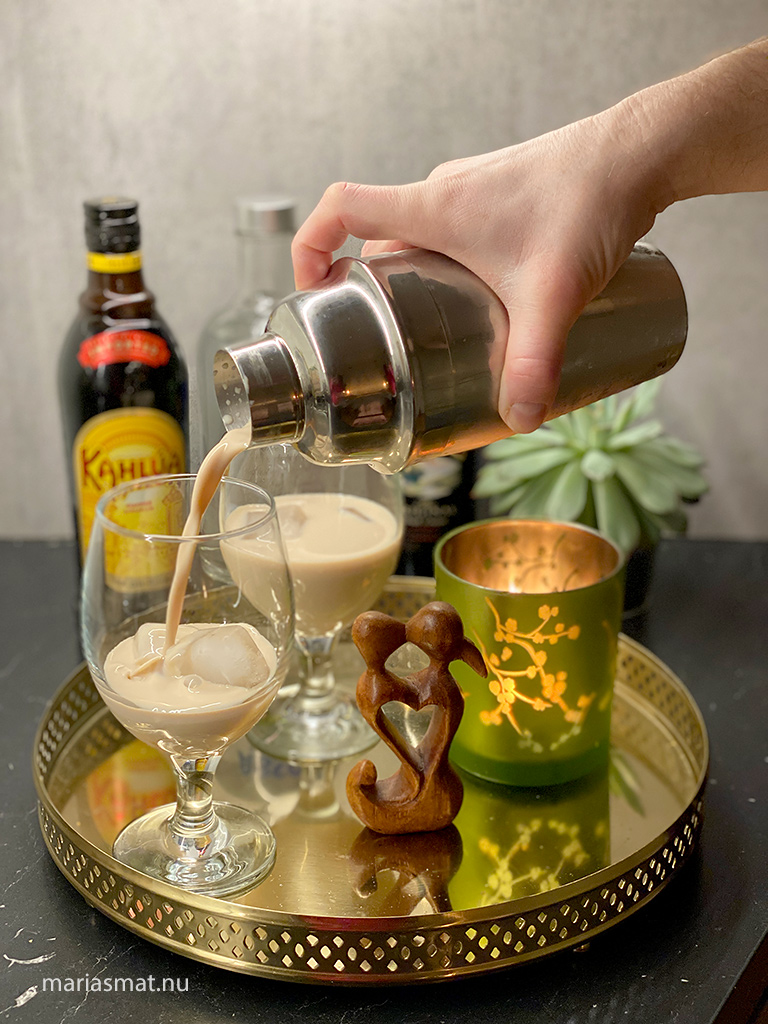 Baileys White Russian
