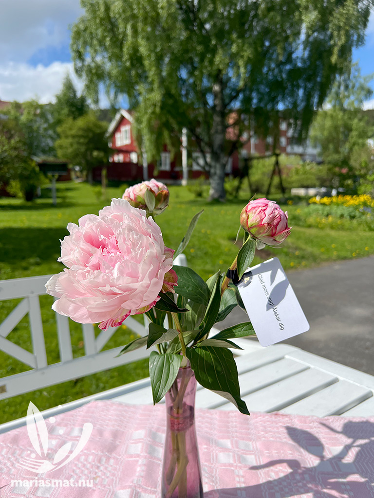 Morsdag med blommor