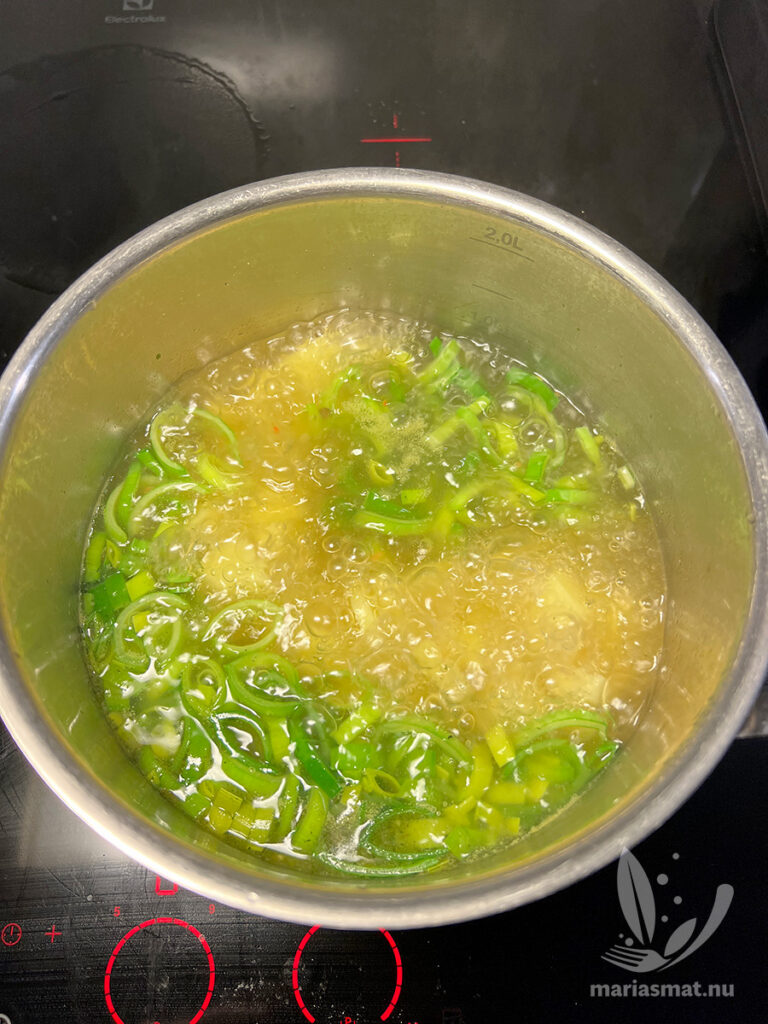 Höstens första potatissoppa